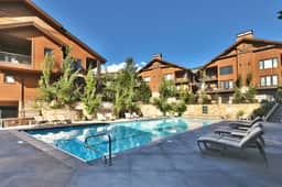 Juniper Landing Frostwood #502