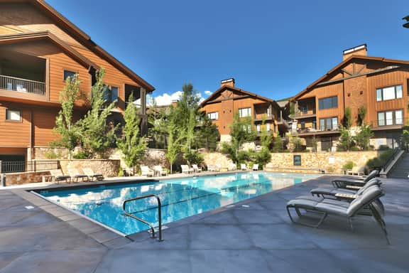 Juniper Landing Frostwood #502